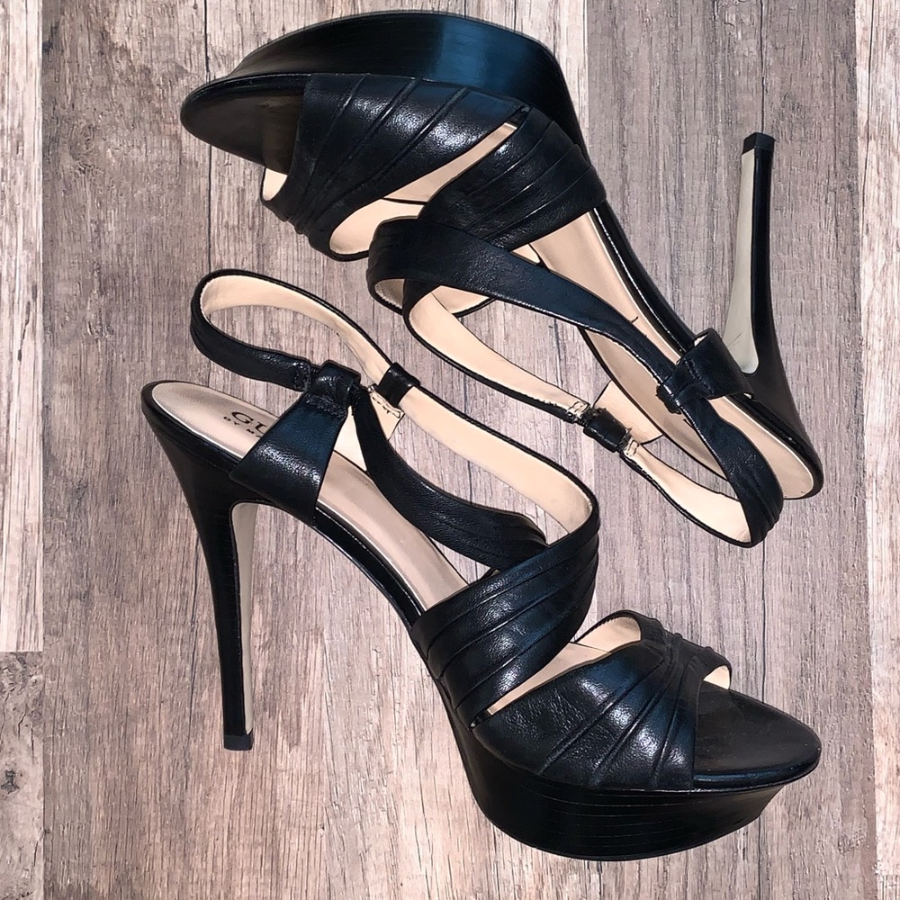 Guess black platforms like new, size 8